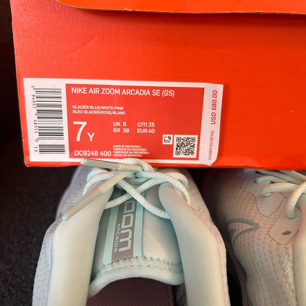 Brand New Nike Air Zoom Arcadia SE Kids Sneakers size 7 - Picture 7 of 10